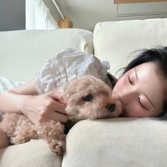 卖萌的门牙