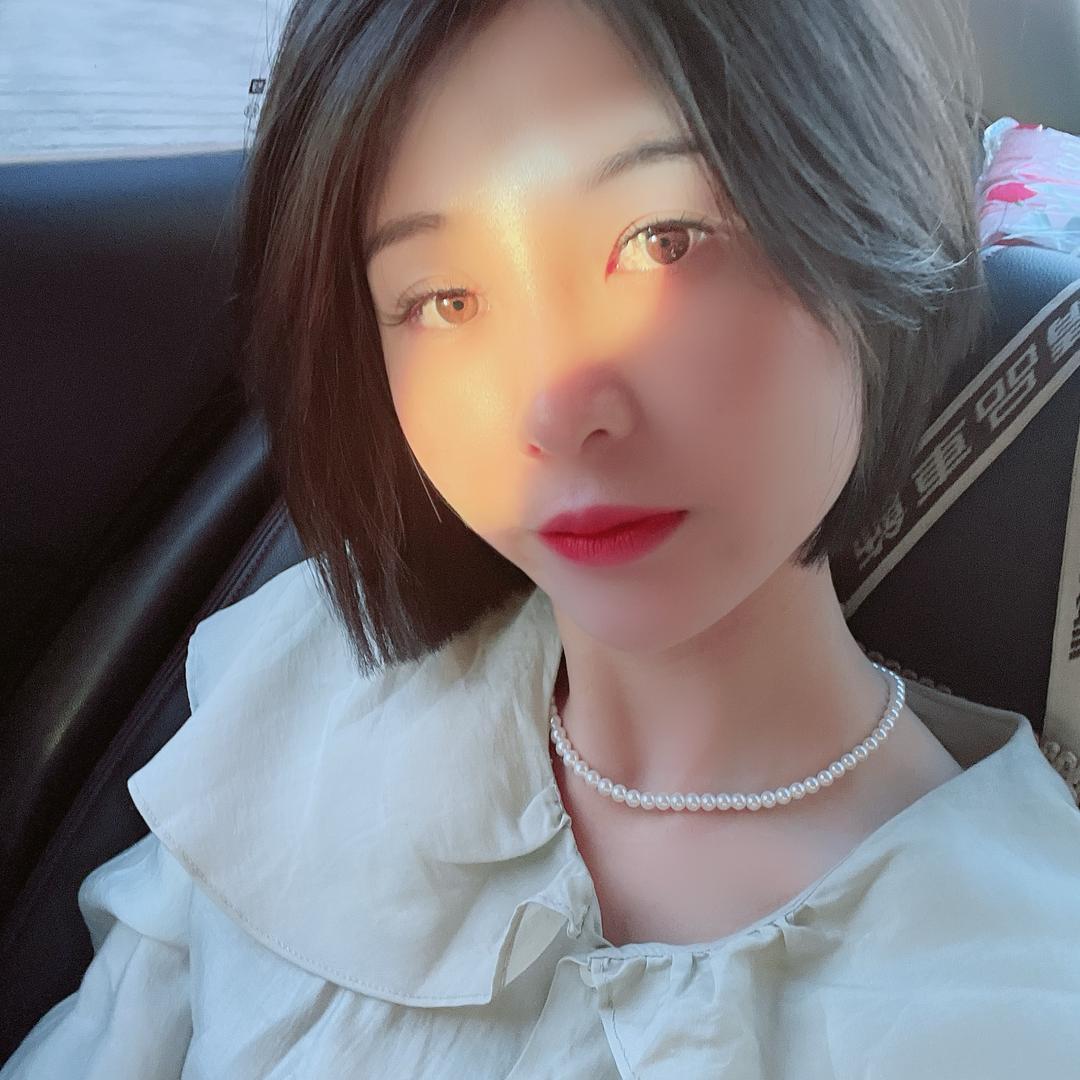 欣欣子