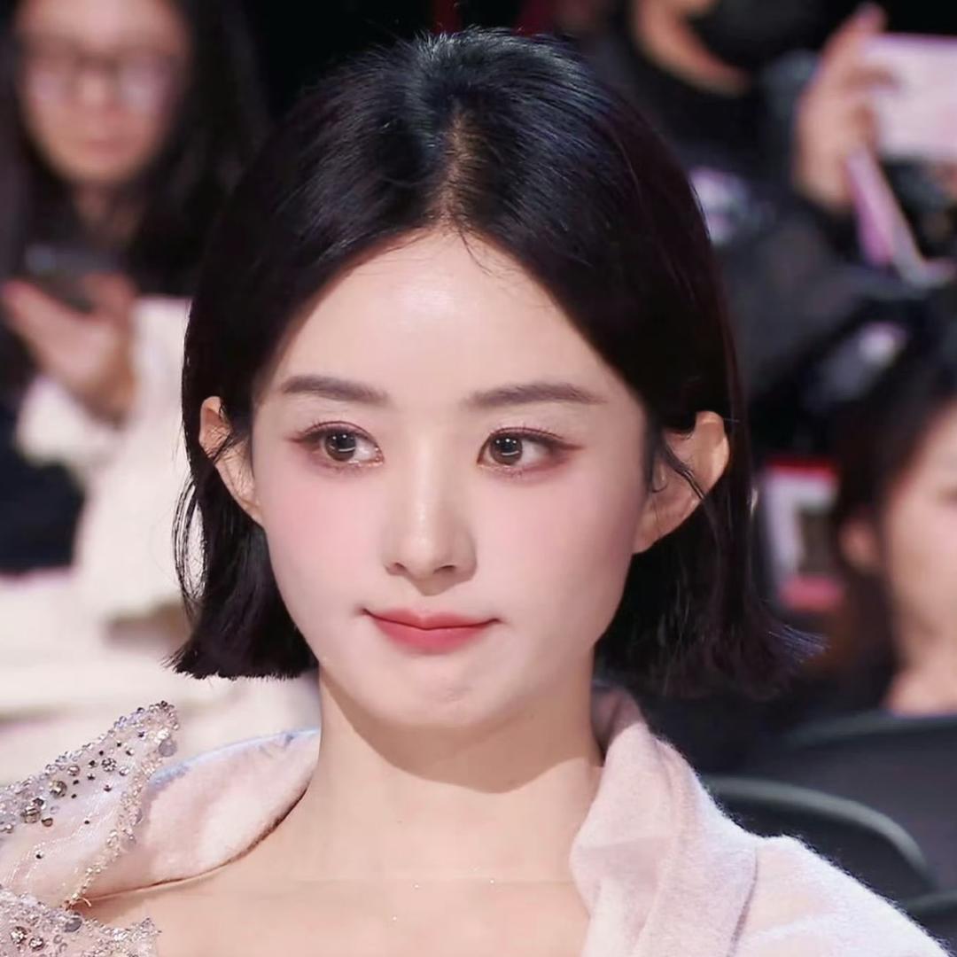 安安❤颖头像