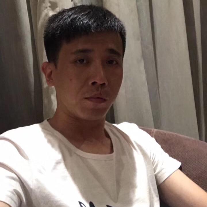 鹏鹏珠宝定制