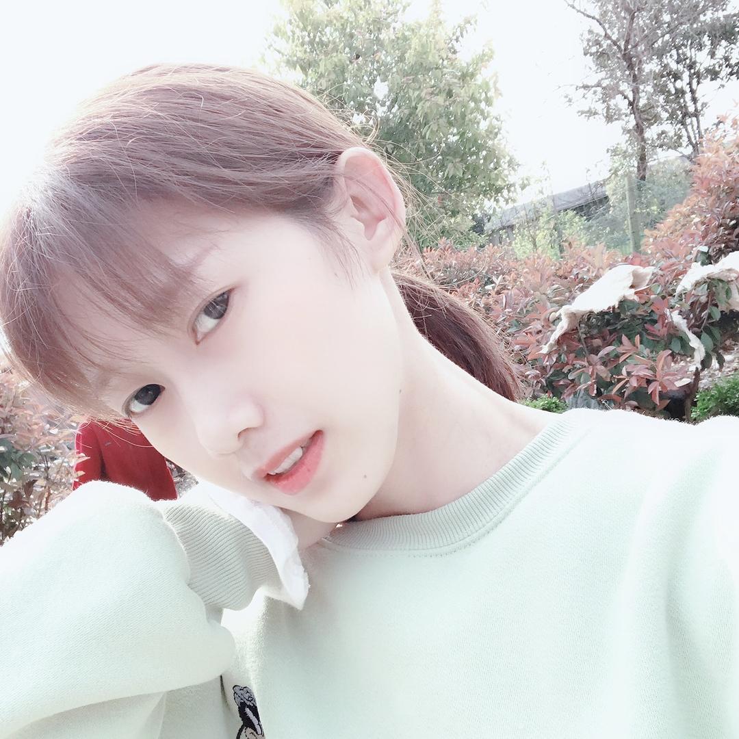 王钱看🌻