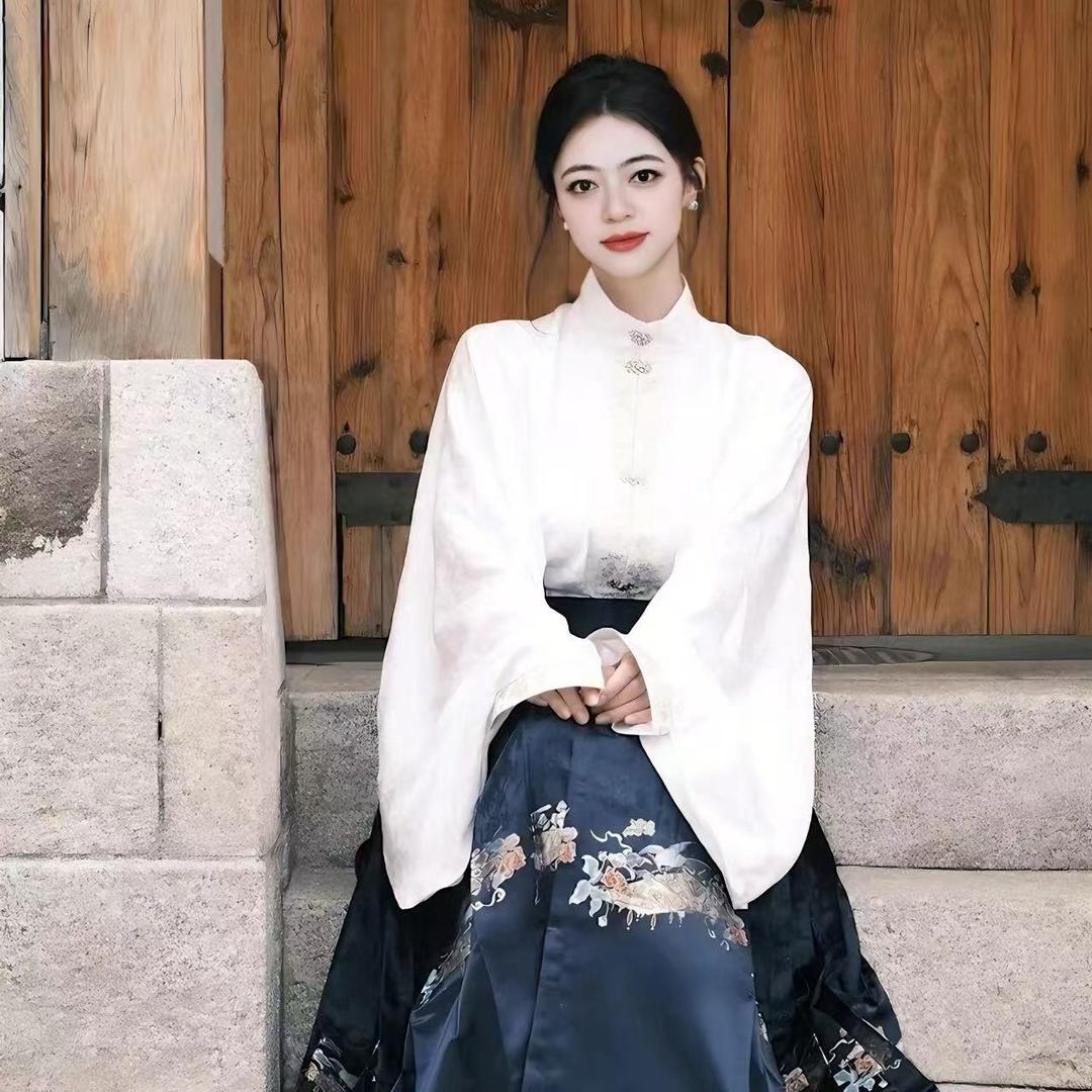 芳芳💞