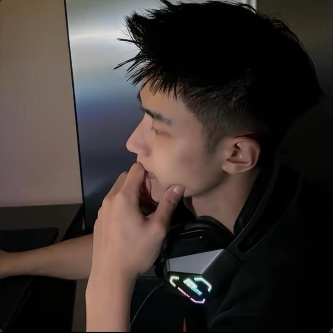 拜金男