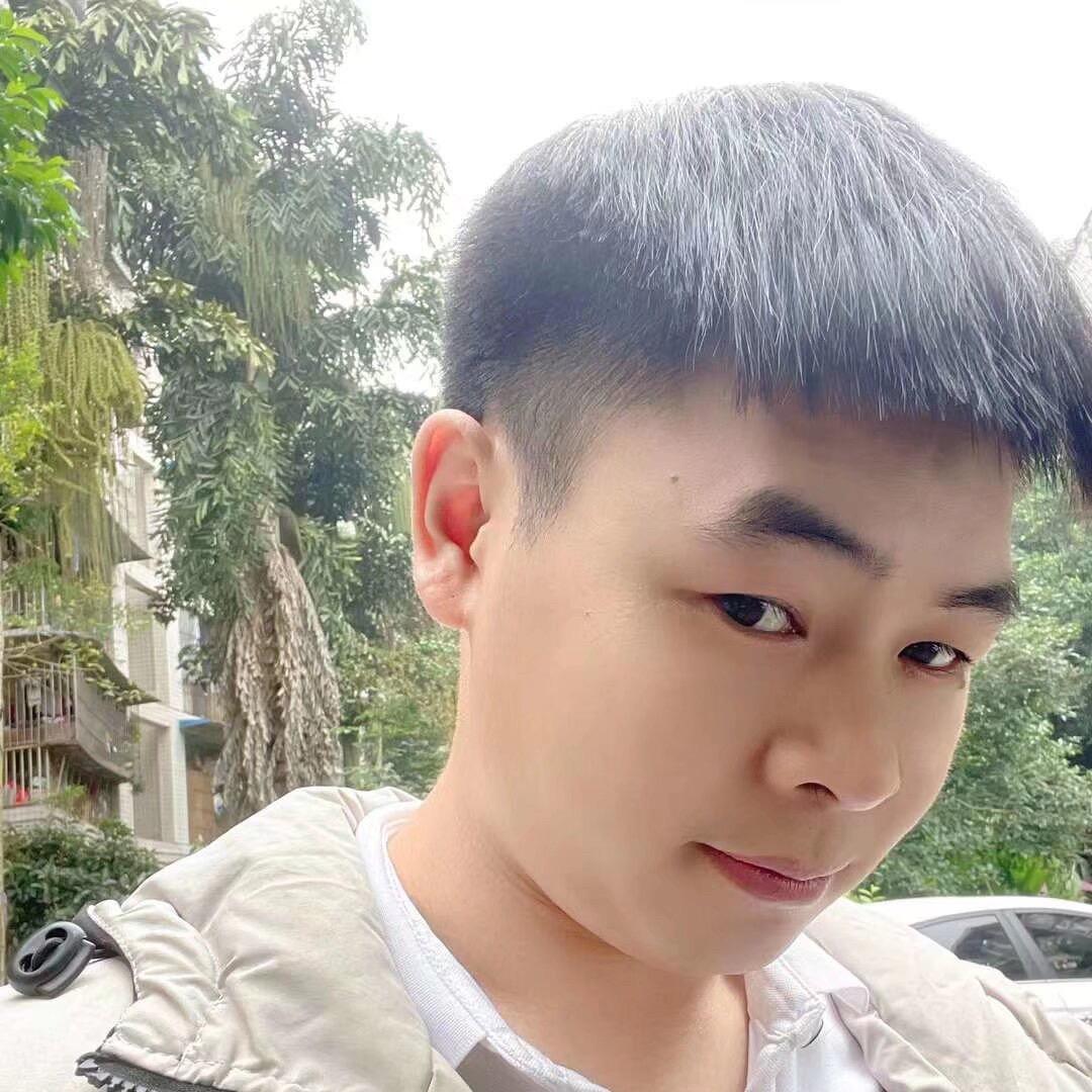 王主任兼秘书