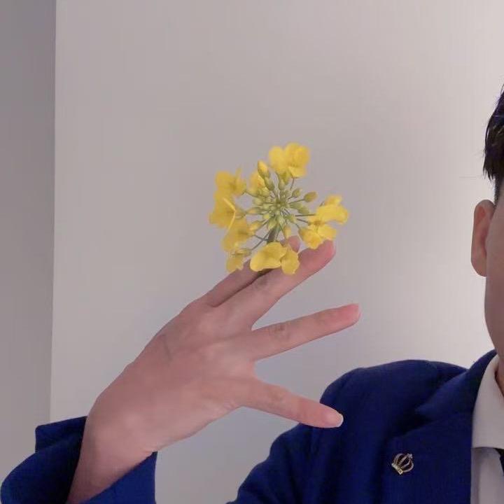 ℳ₯㎕ 害羞的布呐ne ࿐