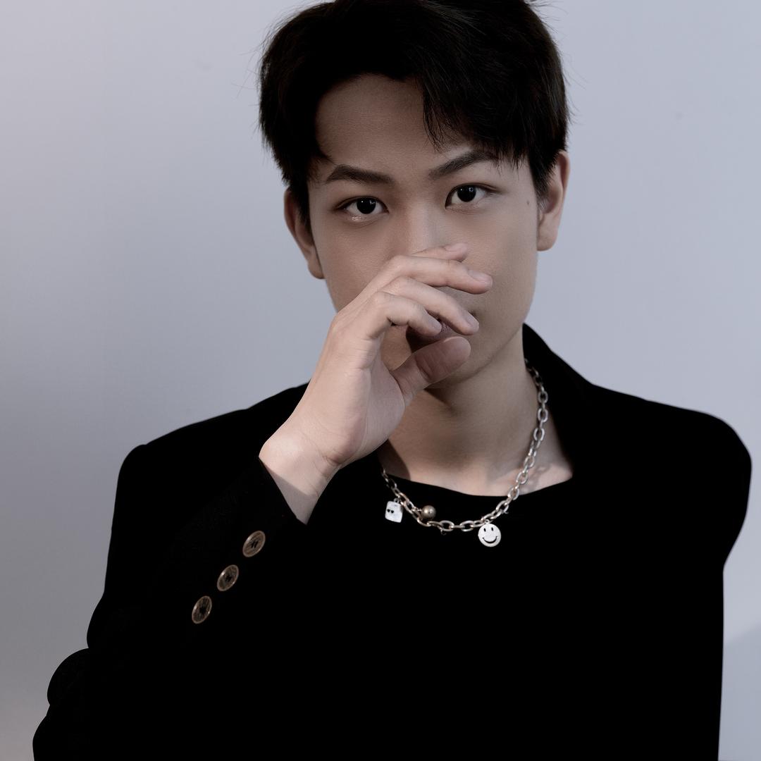 新卡诗田安店总监06