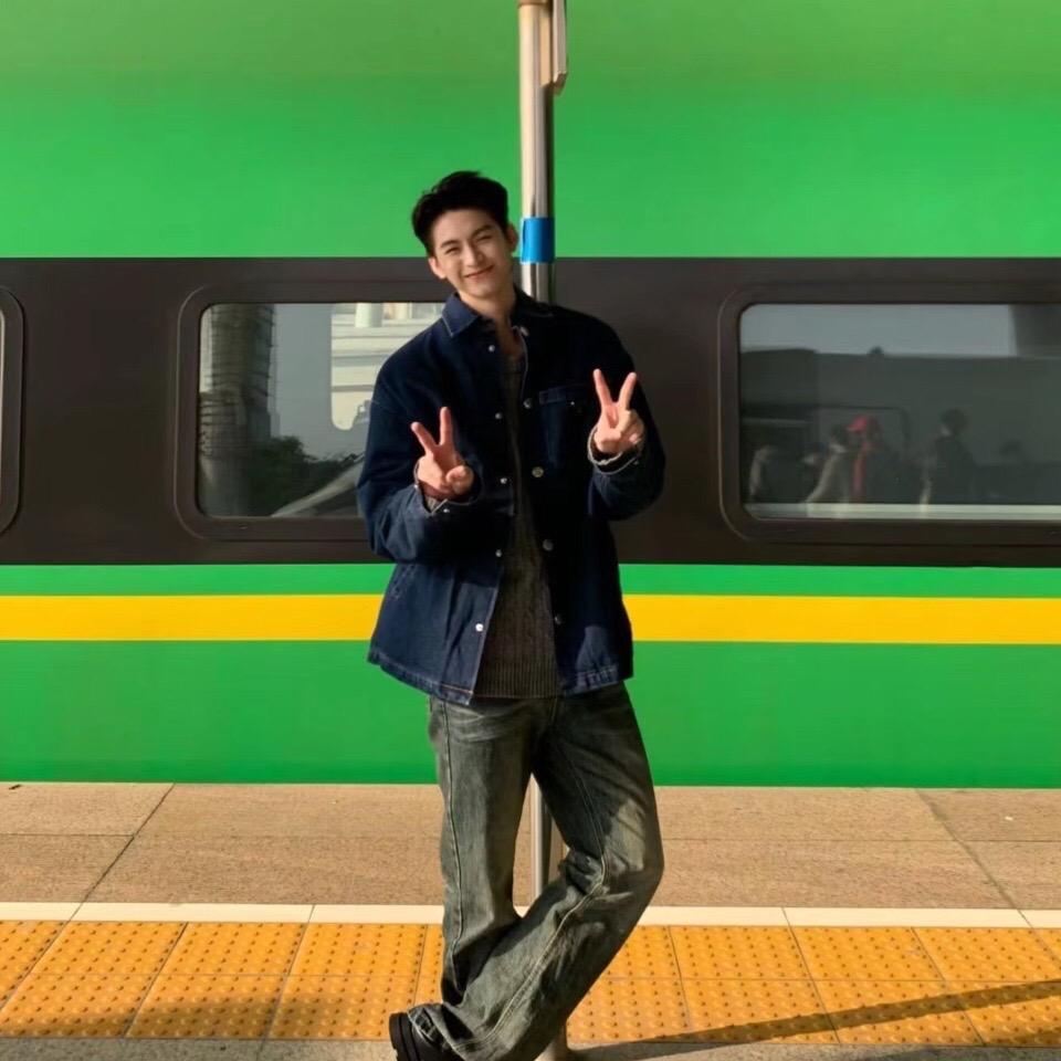 青FM