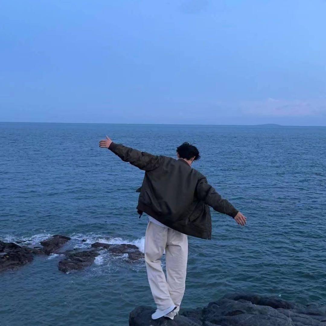 油头绅士😈
