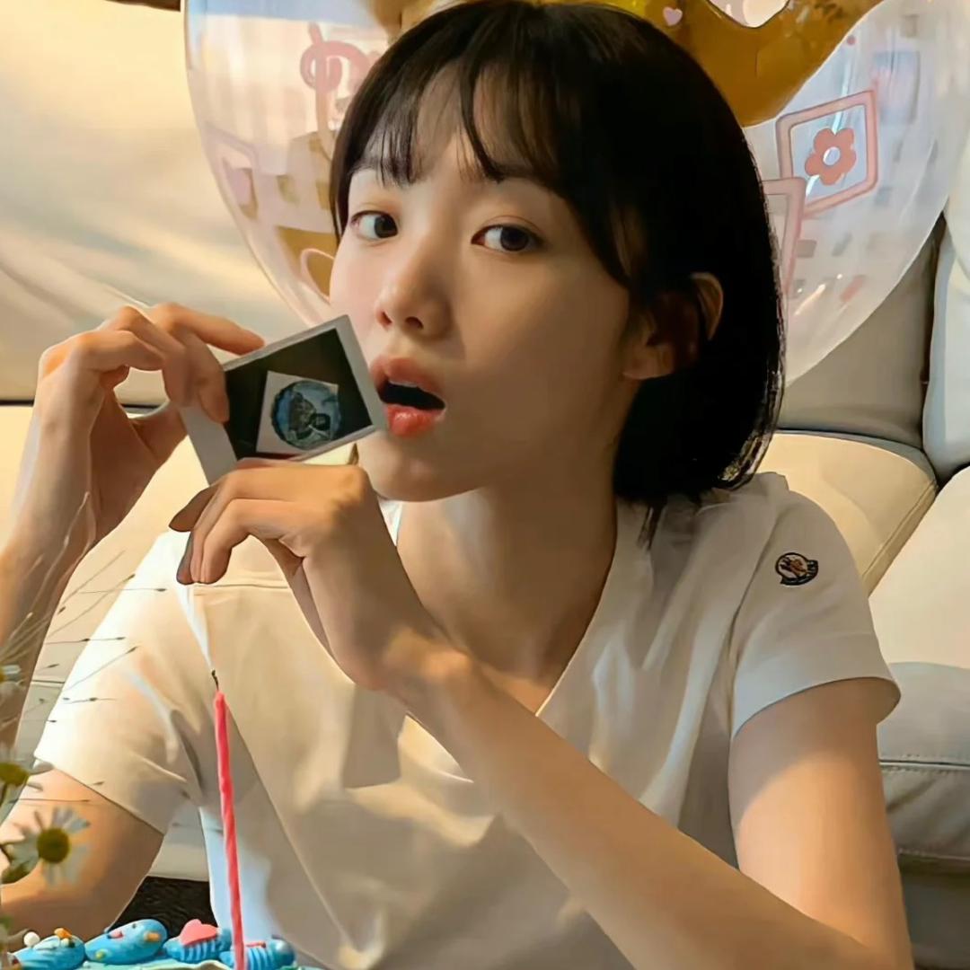 面包糊了ᐝ