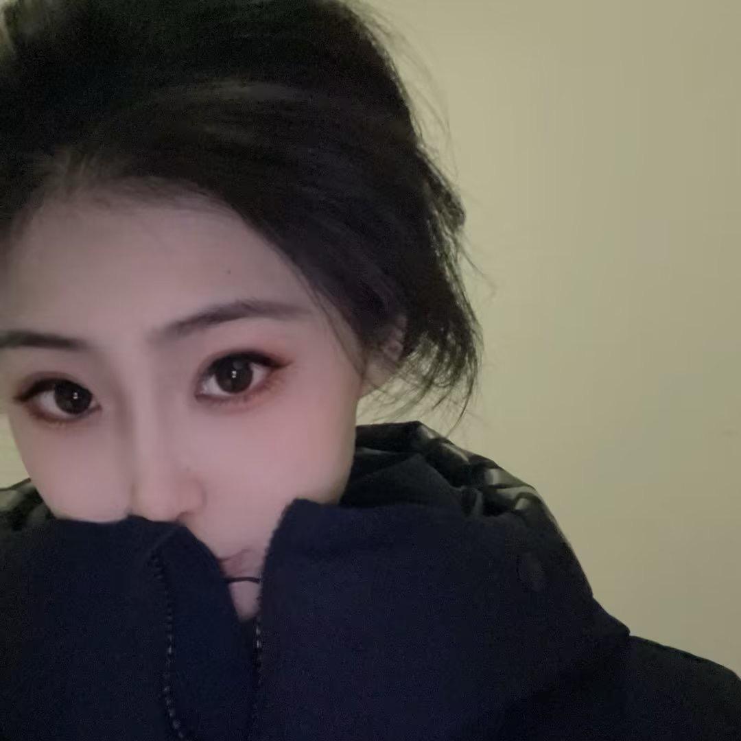 小郭莹.