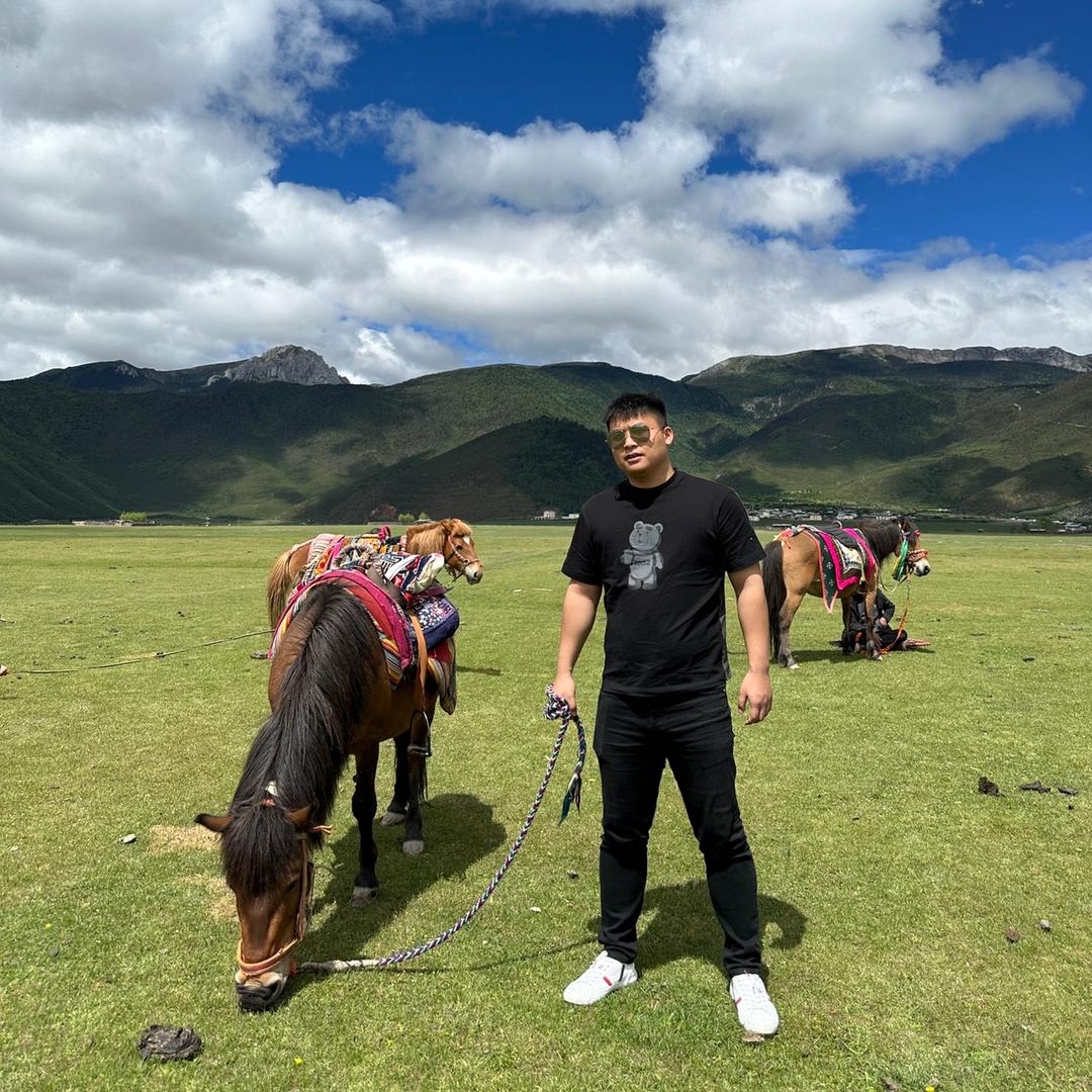 陕西隆辉食品鄧傑