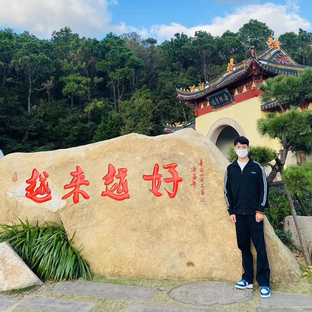 颜小健
