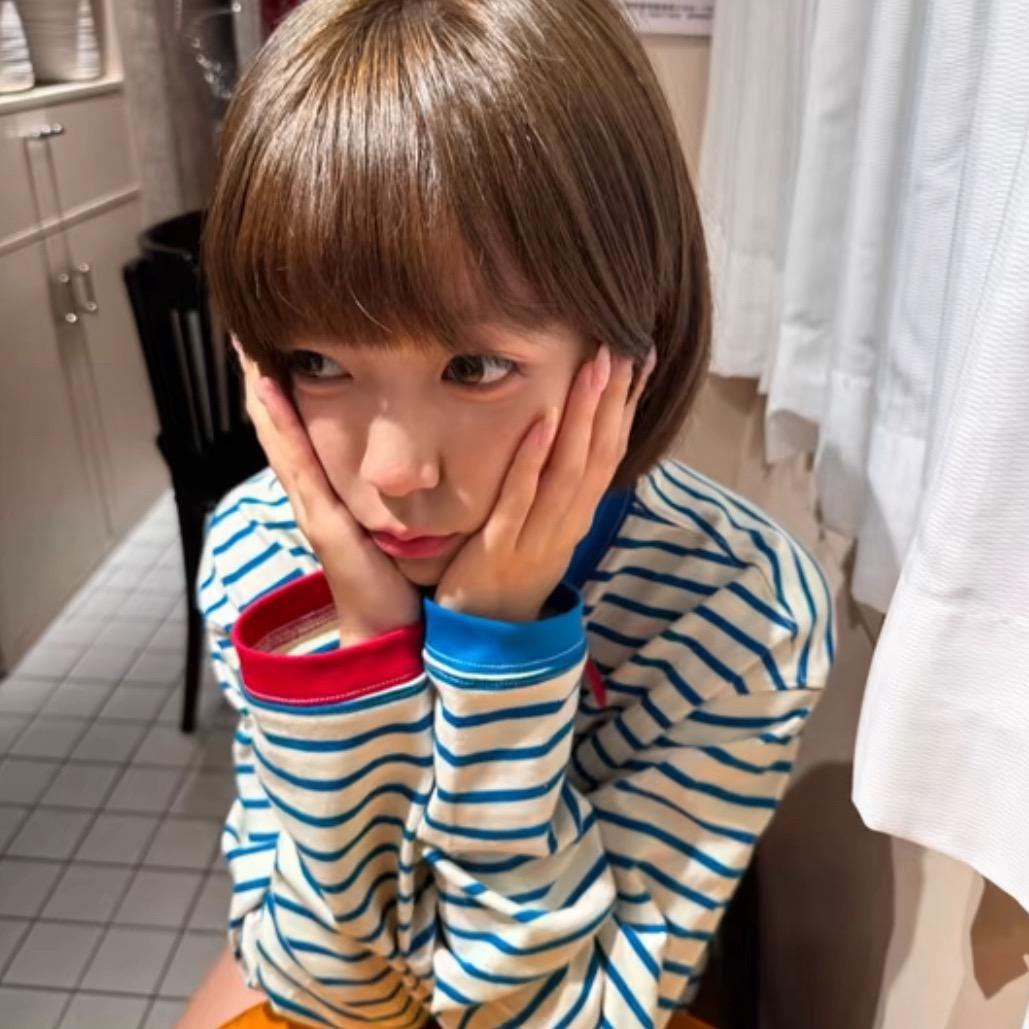 小新卖蜡笔