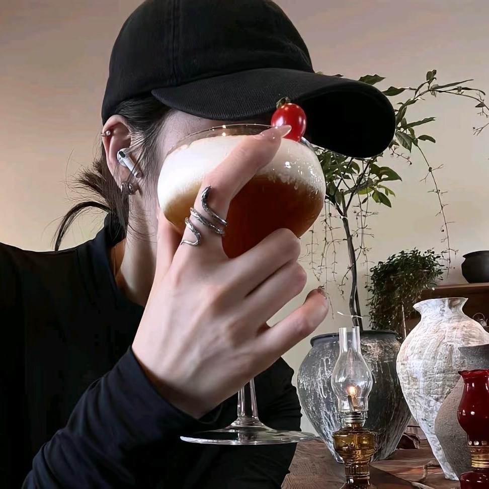 𝓬𝓪𝓶𝓮𝓵𝓵𝓲𝓪