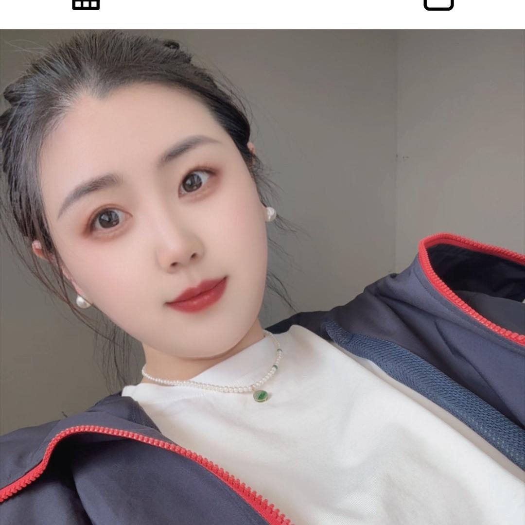 柒月