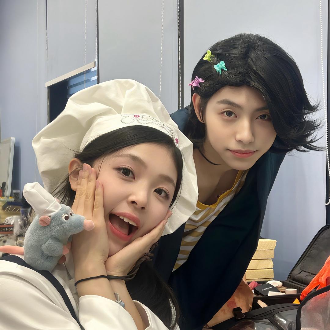 爱磕糖的小美