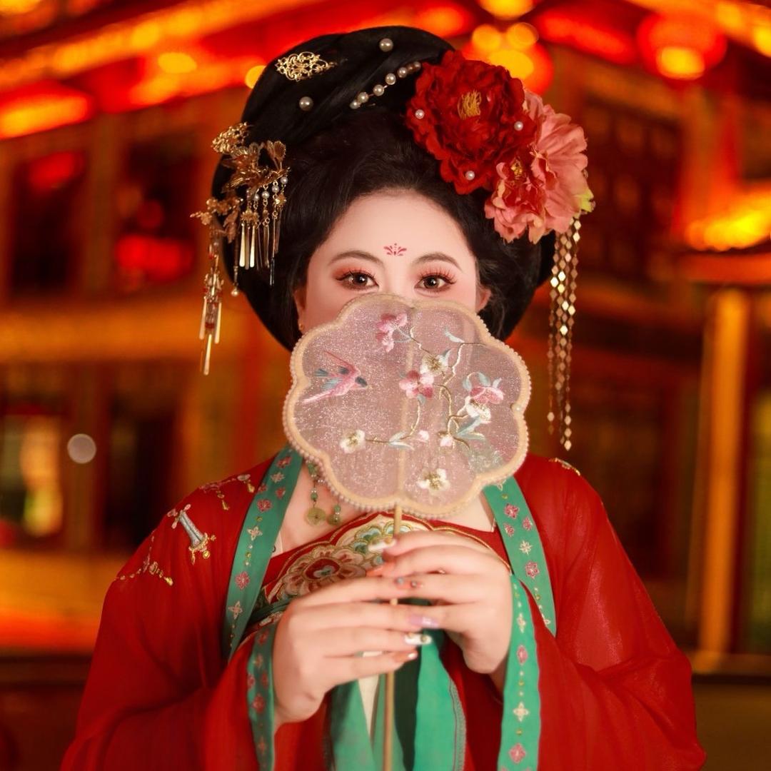 热爱生活的小房