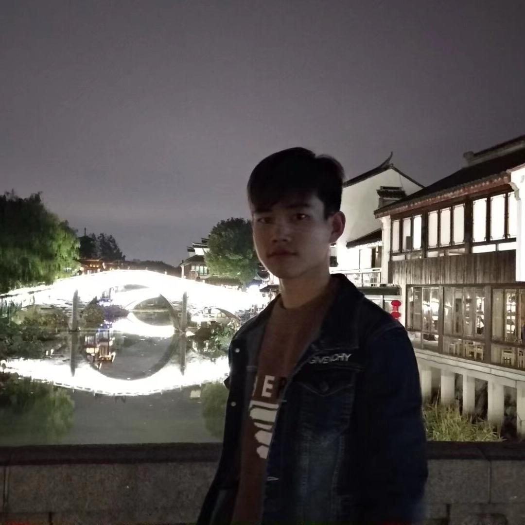 贴膜的小龙