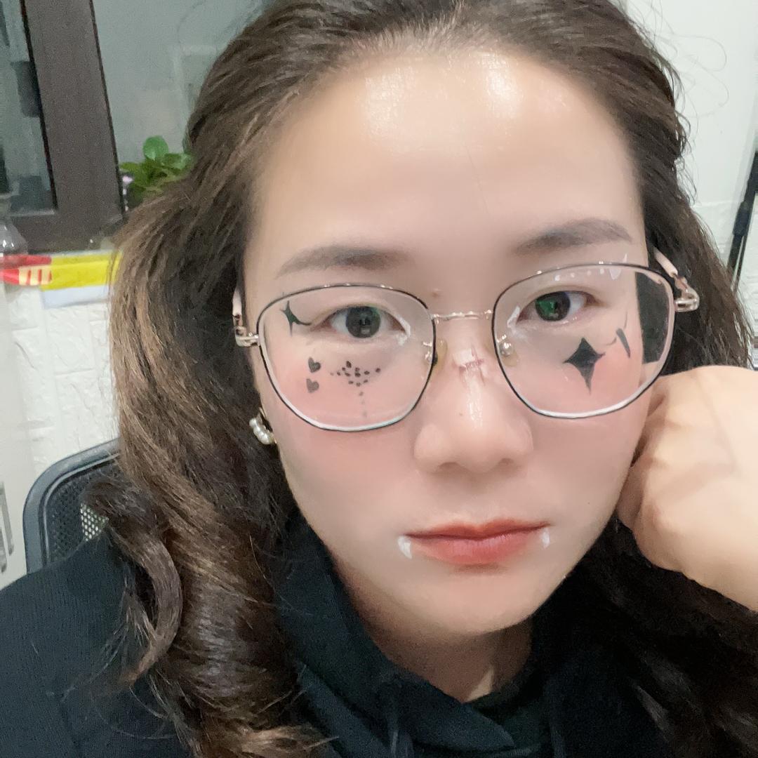 乐一丽