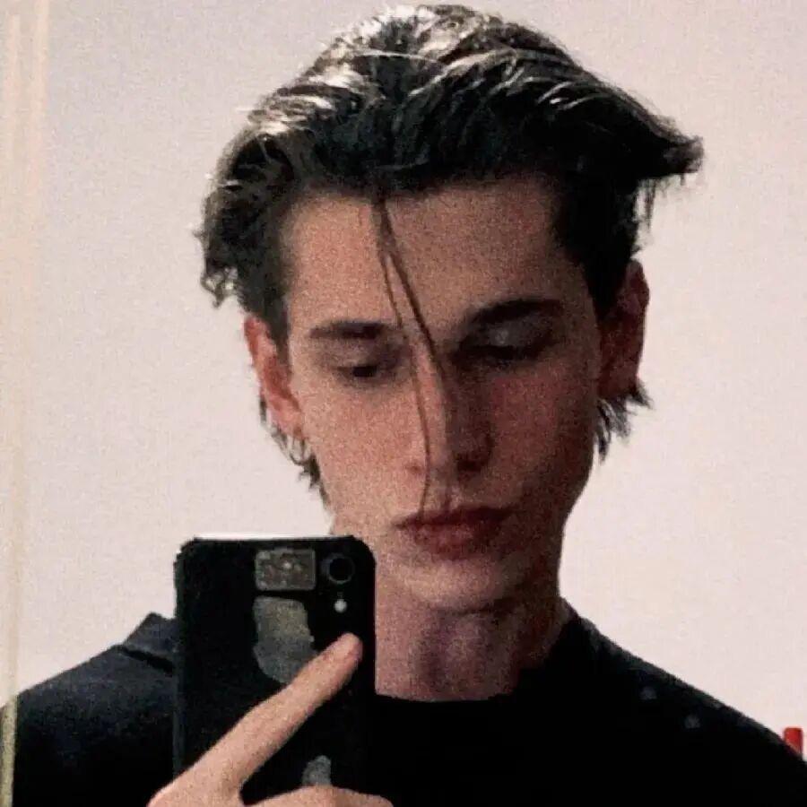 不听ᐝᥫᩣ🧊