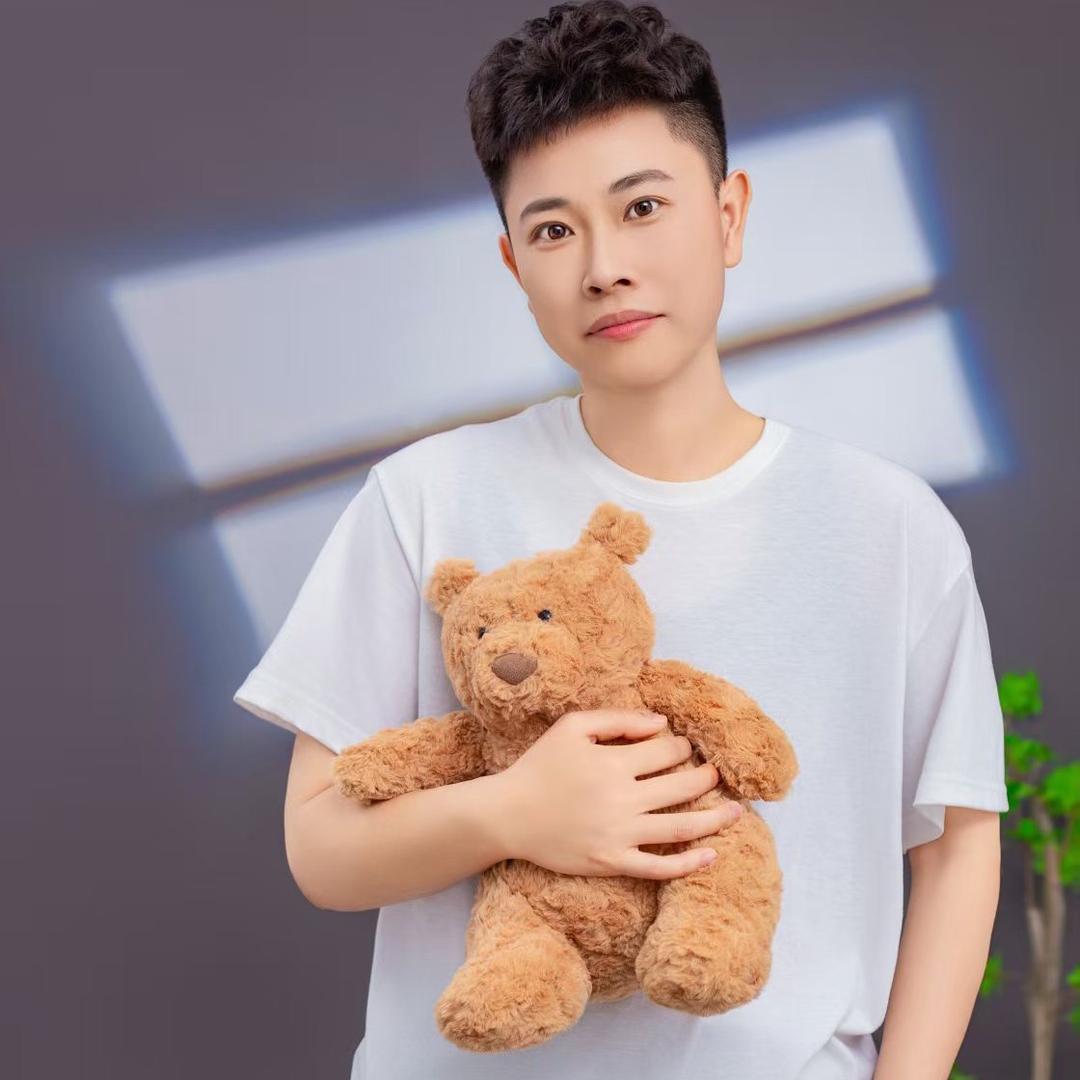 @S·：ᥫᩣ 𝙡̶̶̶𝙤̶̶̶𝙫̶