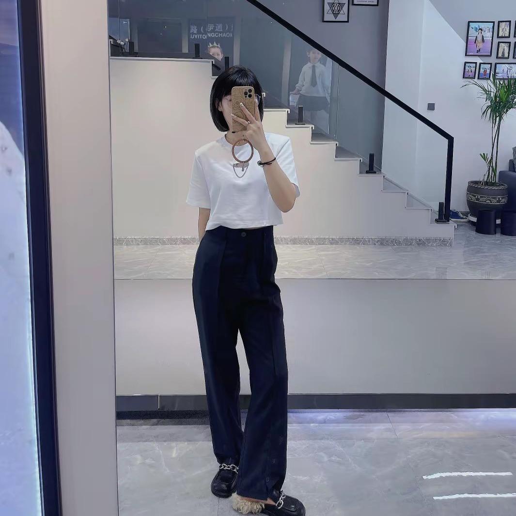 在伊通吹气球子