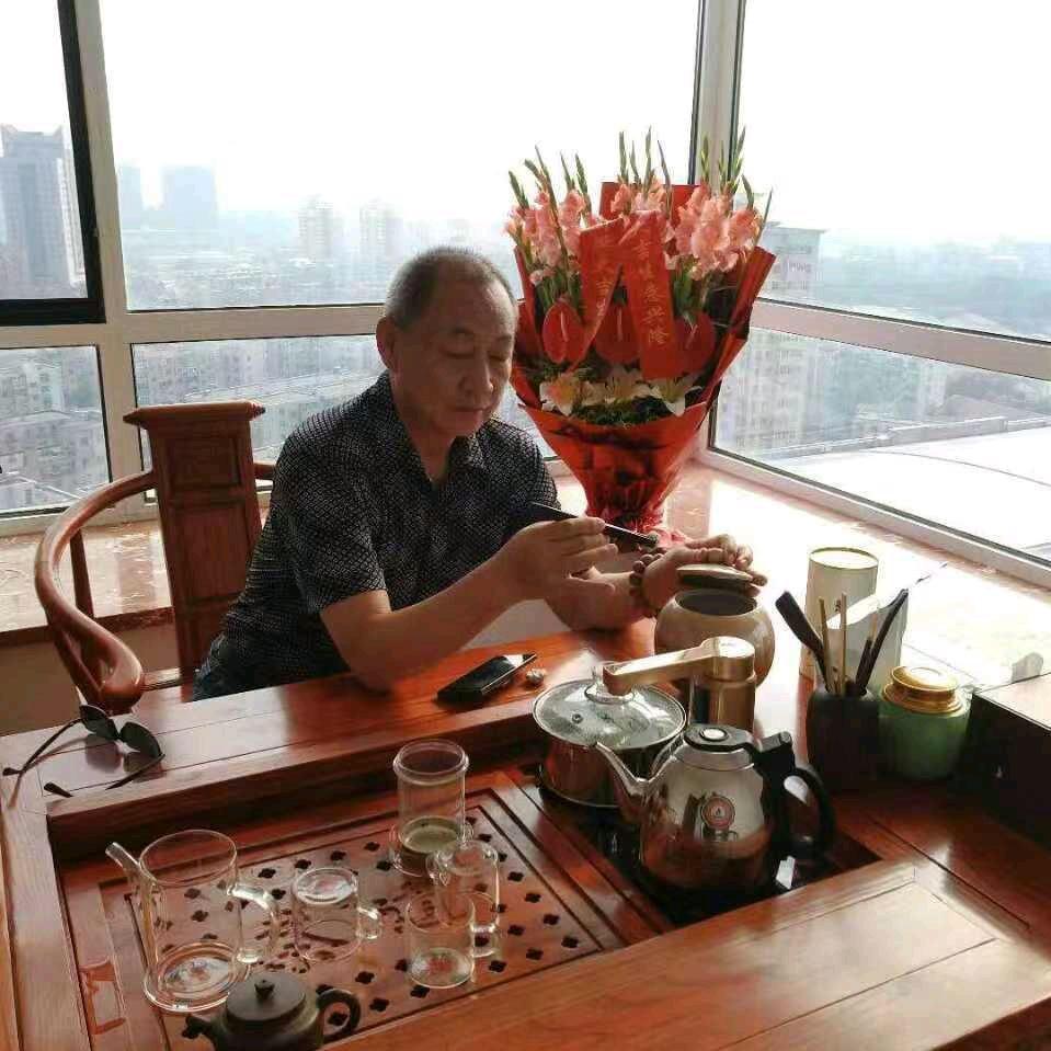 得亿洋洋