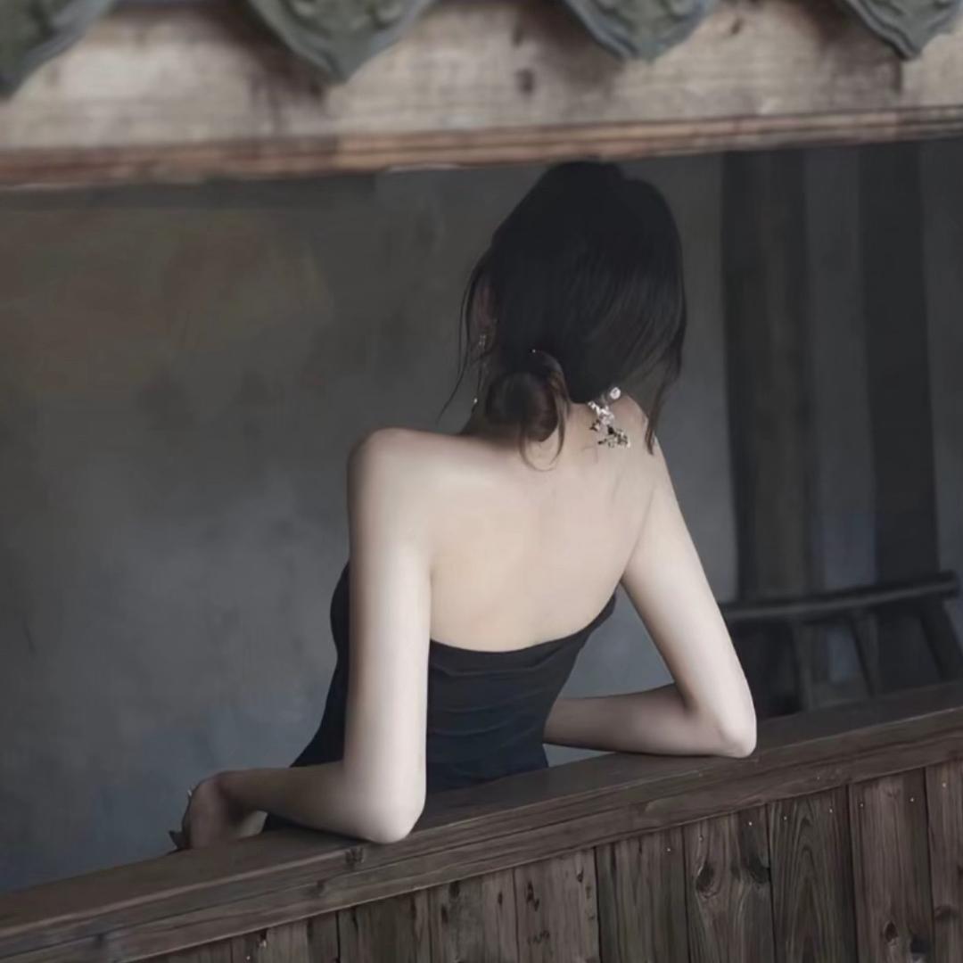 郁金香主题酒店