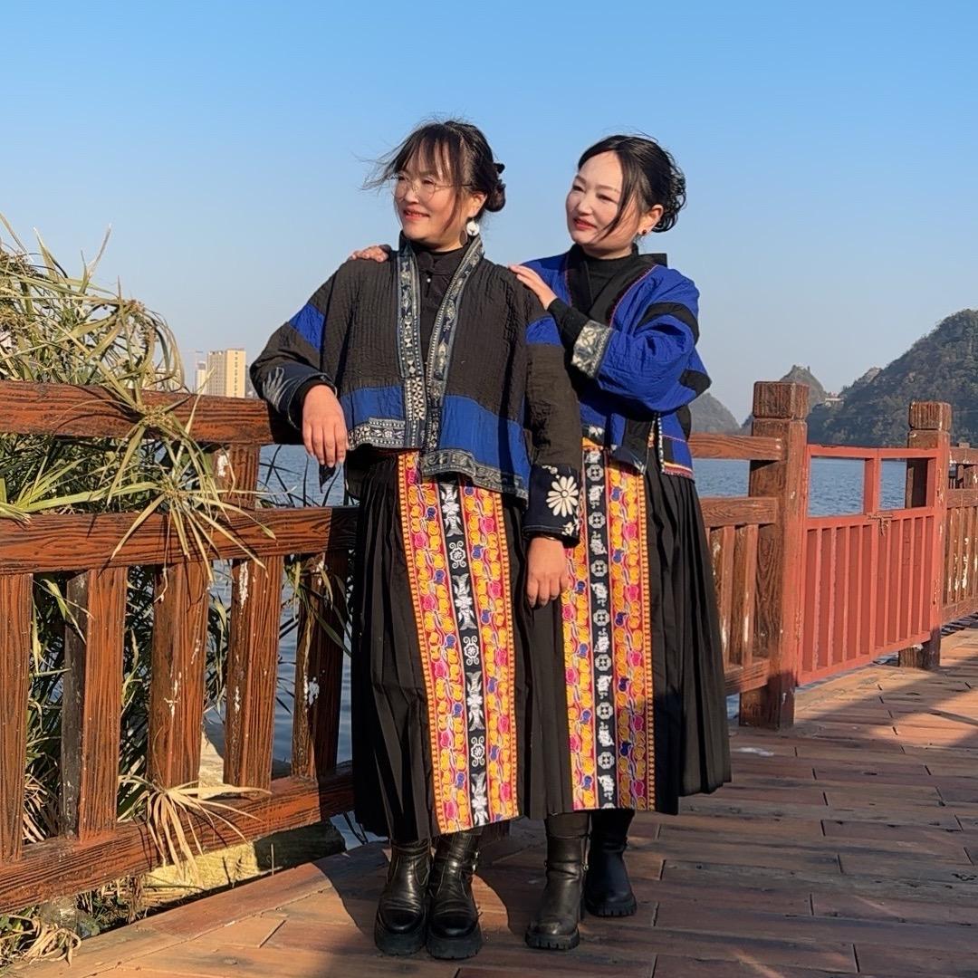 月轩🍀🍀苗芳