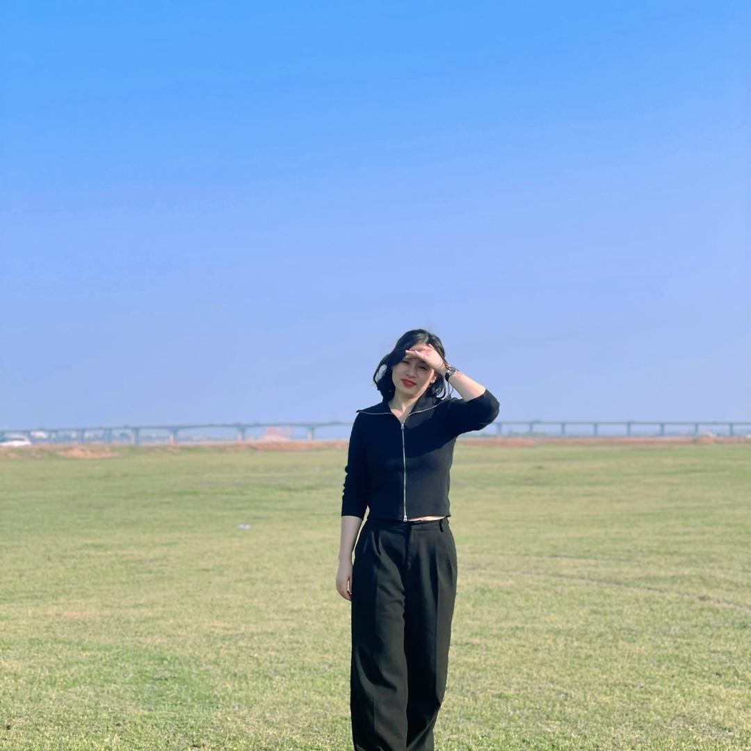 贩卖快乐的老板娘