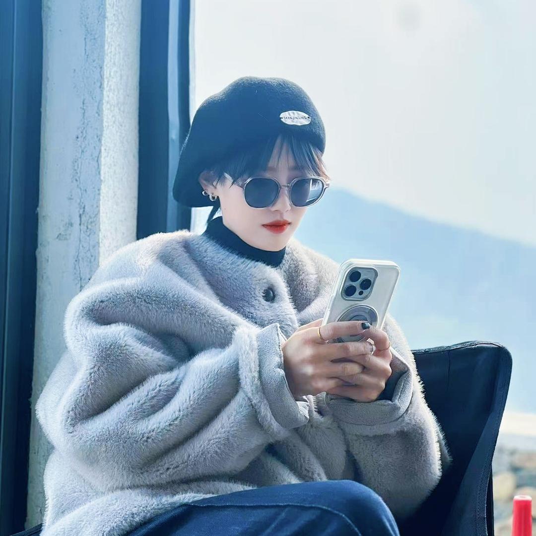 你好啊！我是小鹿吖