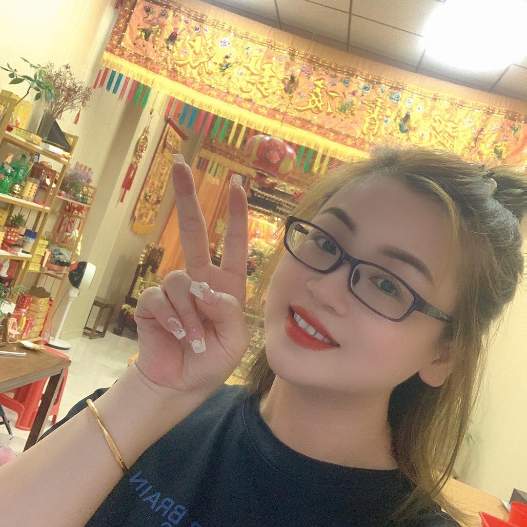 小玲🔔🔔🔔