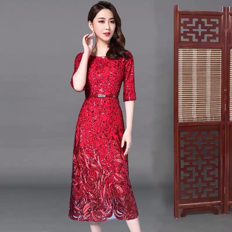 贵夫人礼服
