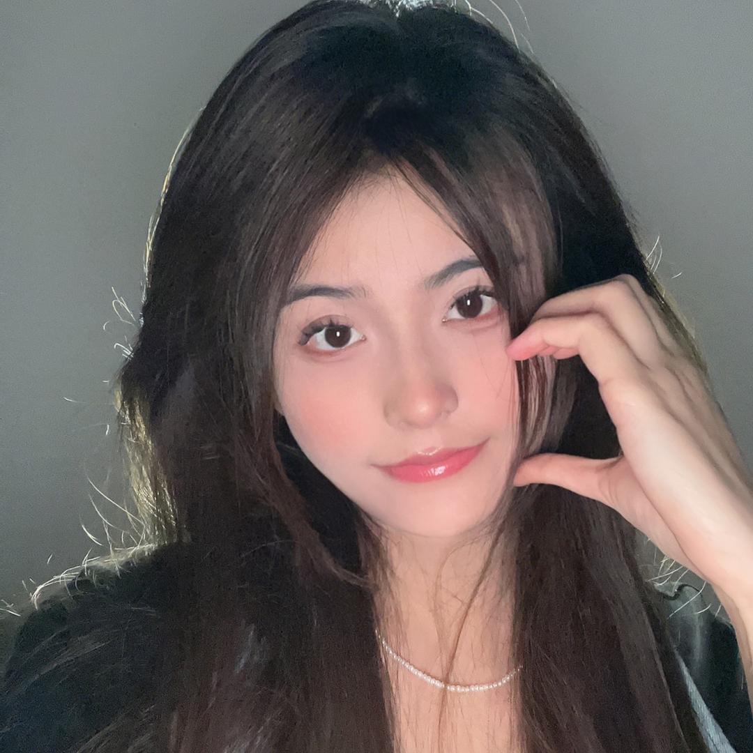 嘉嘉小肉脸