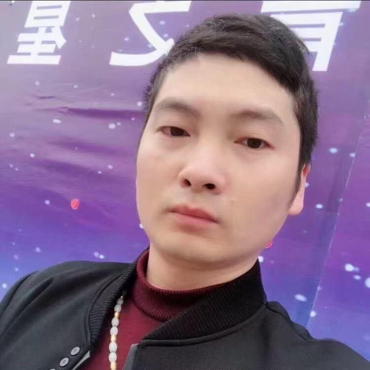 .意诺康鞋服