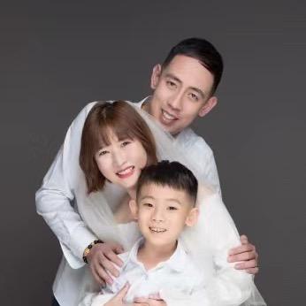 快乐一家人👨‍👩‍👧‍👧