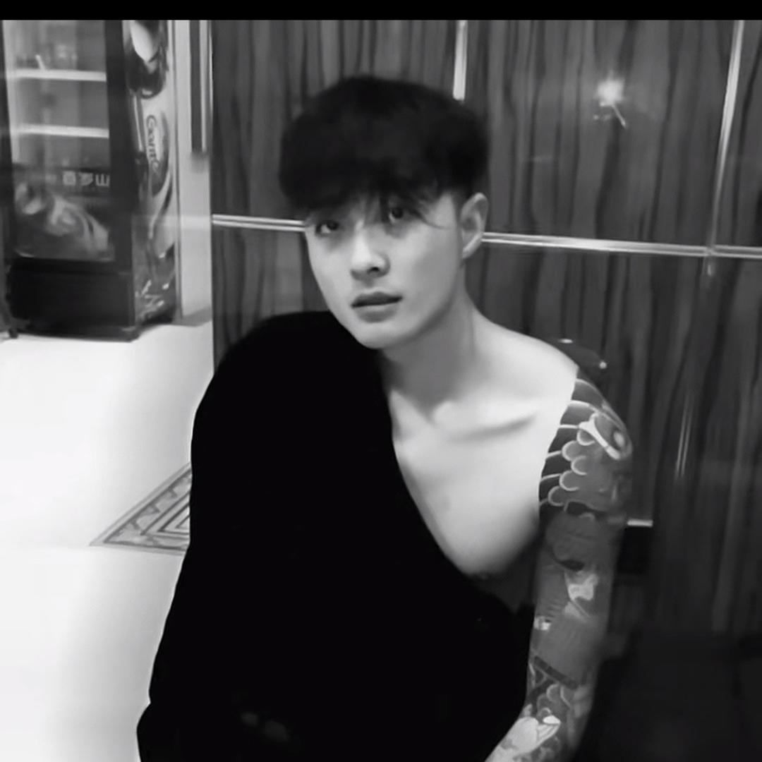 丽江二手手机小辉