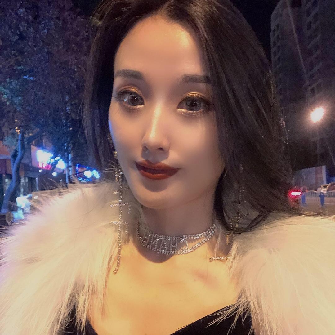 HM时尚女装店