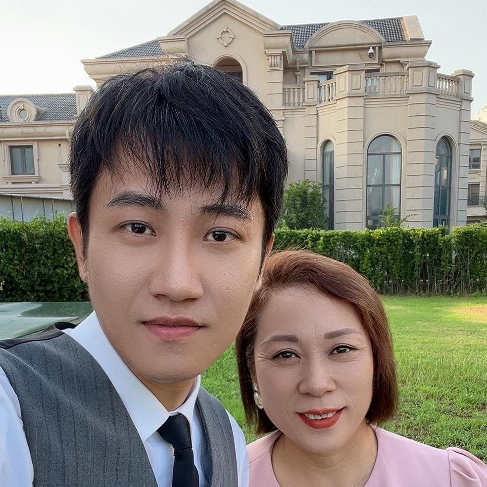 赵总夫妇在北京