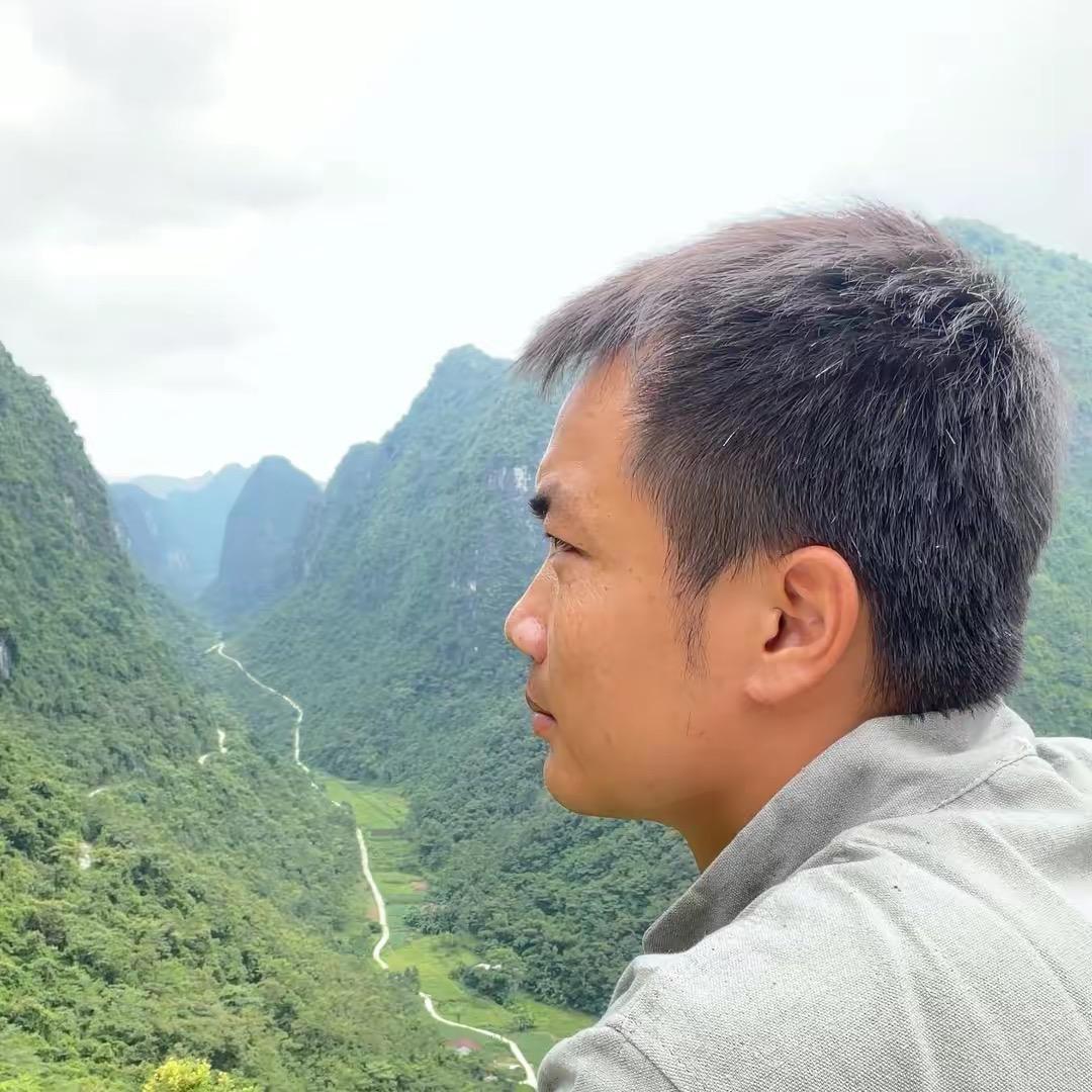 铭哥（挖机教学、证书）