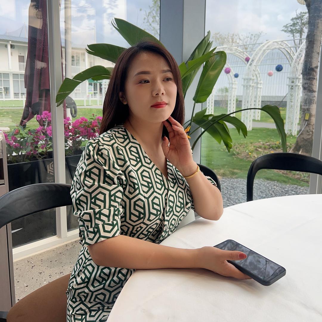 杜莉