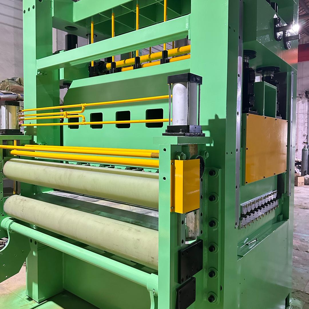 专业制造平板分条设备-李浪