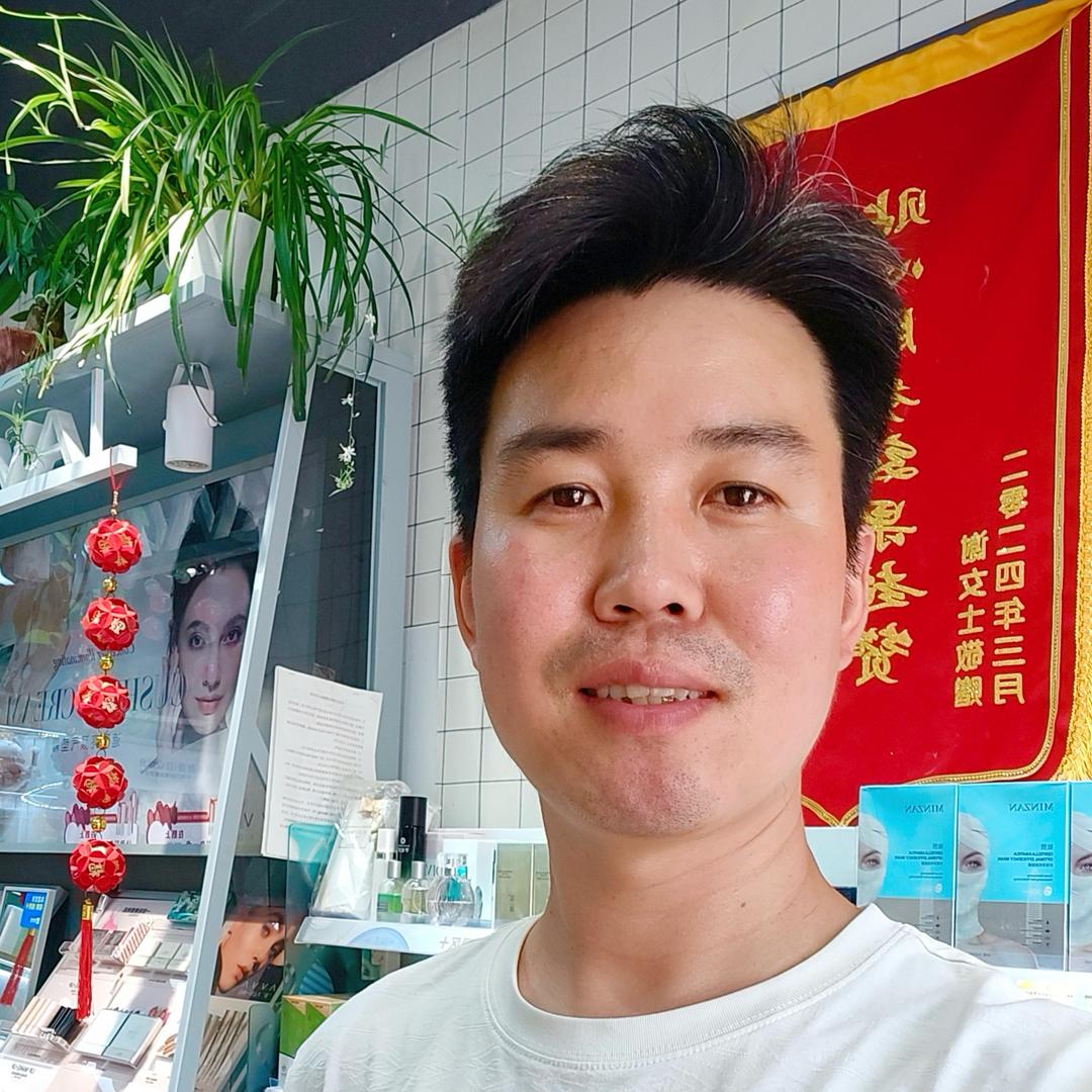 顺然同学 | 化妆以后