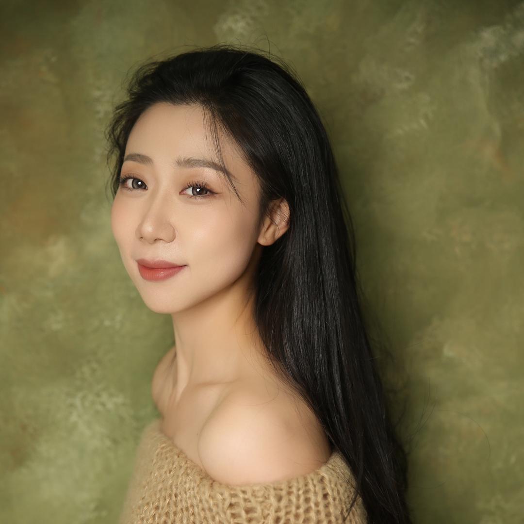 李佳蔚