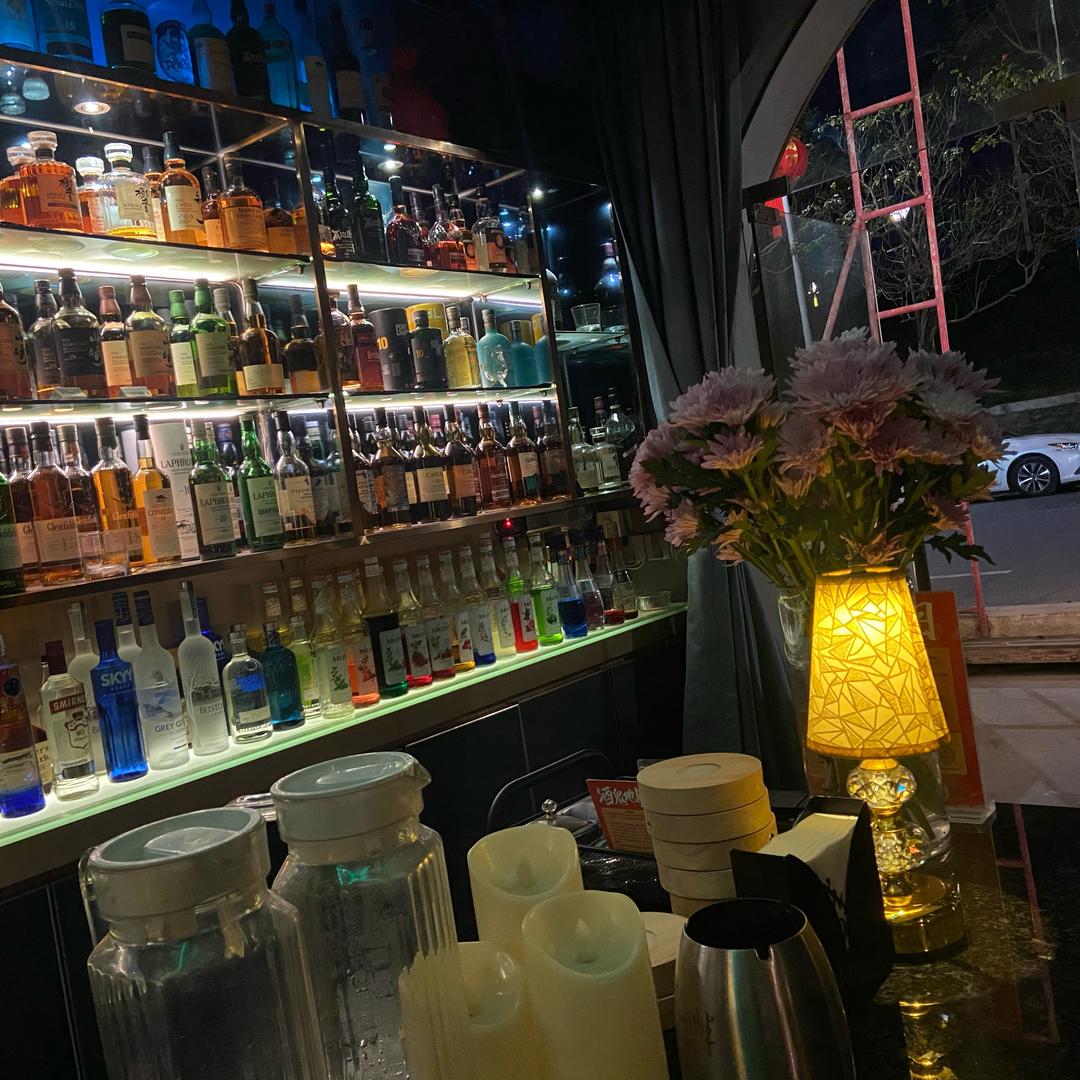 F✧٩(ˊωˋ*)و✧