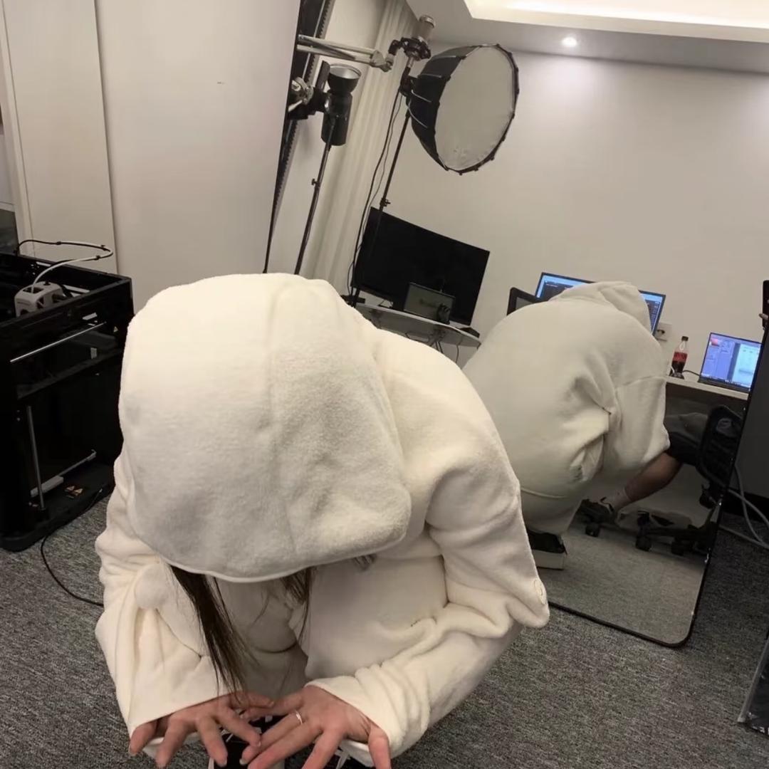 然少/.