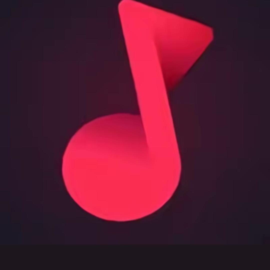 詺