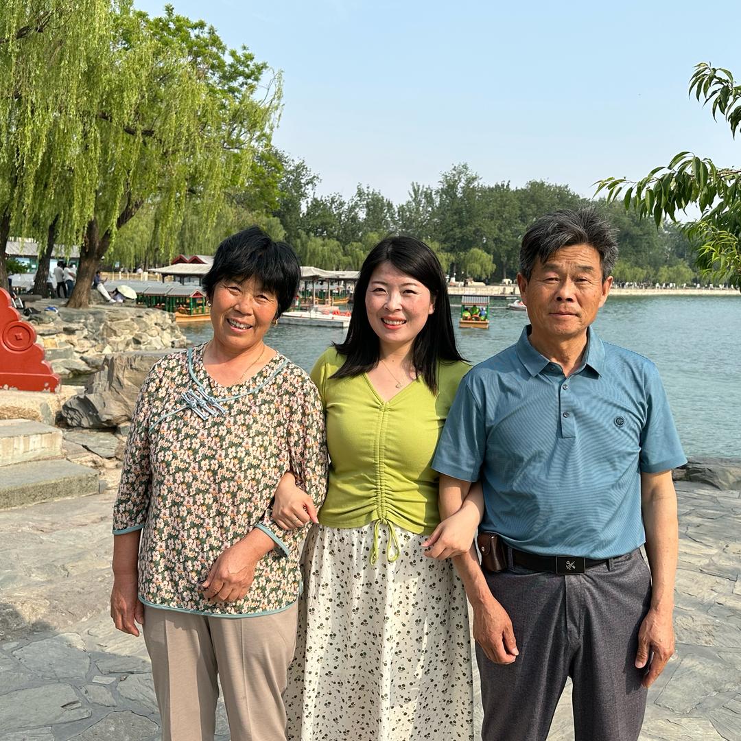 婷婷在家乡
