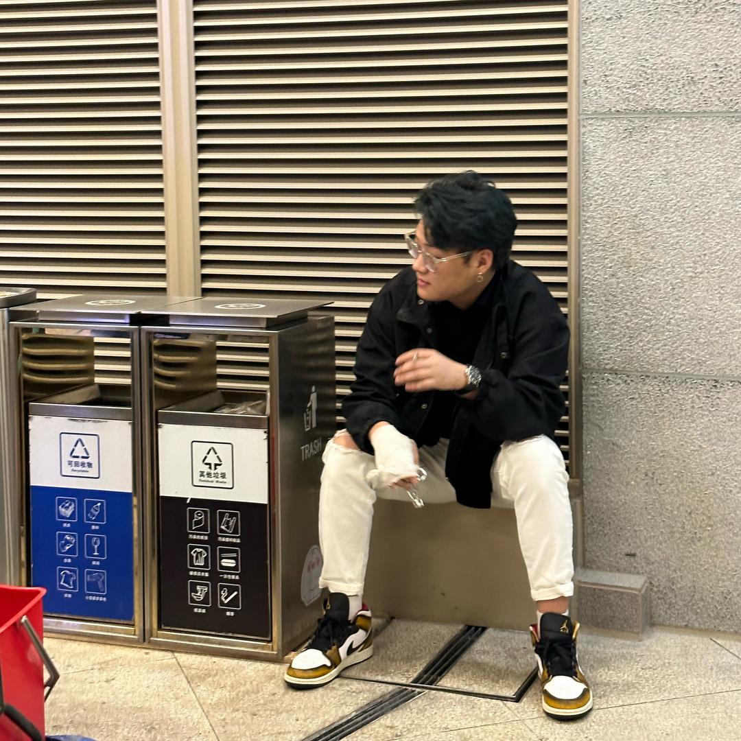 野百合也有春天