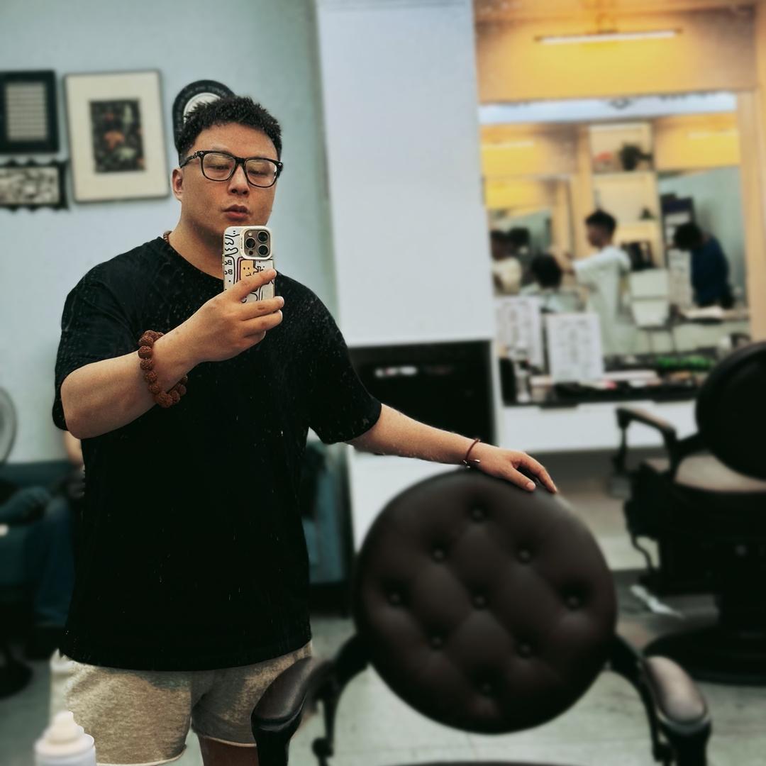 喜欢拳击的日军哥